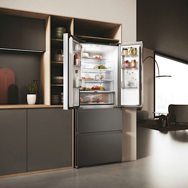 Haier HFR3718ENMD 70cm 60/40 Total No Frost Fridge Freezer - Dark Inox