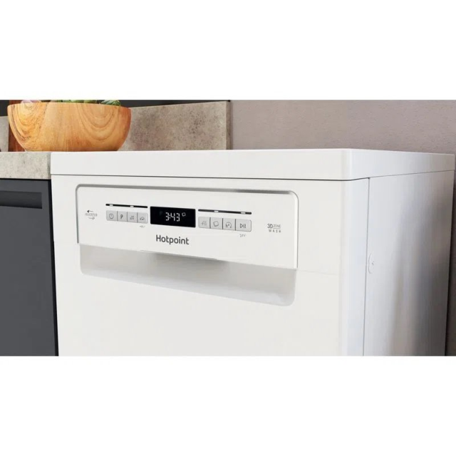 Hotpoint HSFO3T223WUKN Slimline Dishwasher - White - 10 Place Settings