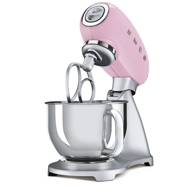 Smeg SMF02PKUK 50's Style Stand Mixer Pink