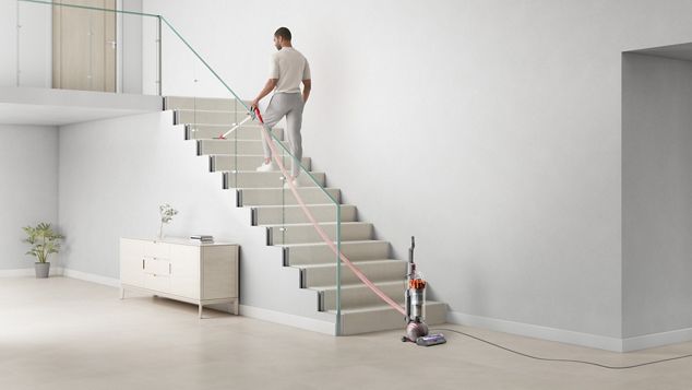 The hose stretches a total of 14  metres.